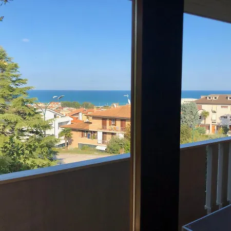 Couette-café Orizzonti Porto SantʼElpidio