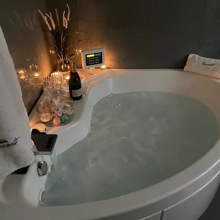 Orizzonti فندق مبيت وإفطار