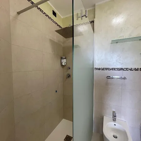 Orizzonti فندق مبيت وإفطار